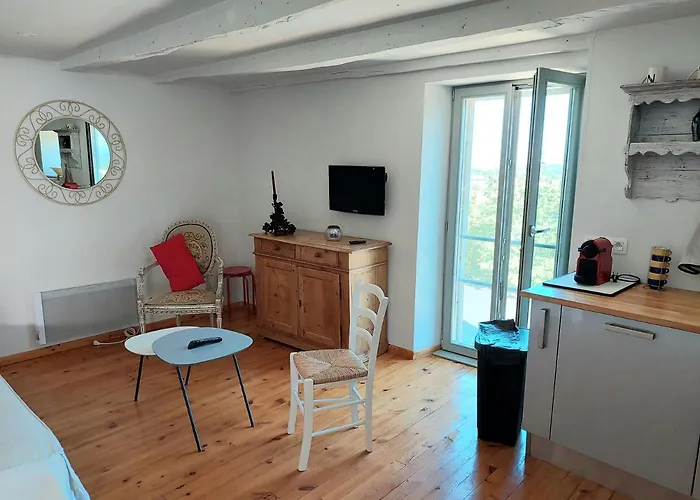 Maison Avec Vue Exceptionnelle Et Piscine Privative