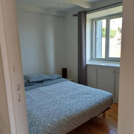 Semesterbostad Maison Avec Vue Exceptionnelle Et Piscine Privative Saint-Félix-de-Lunel